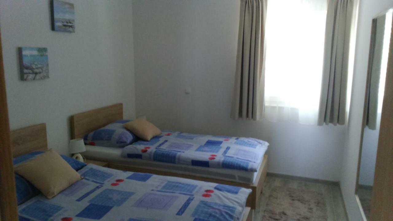Anka Strman Apartment มาคาร์สกา ภายนอก รูปภาพ