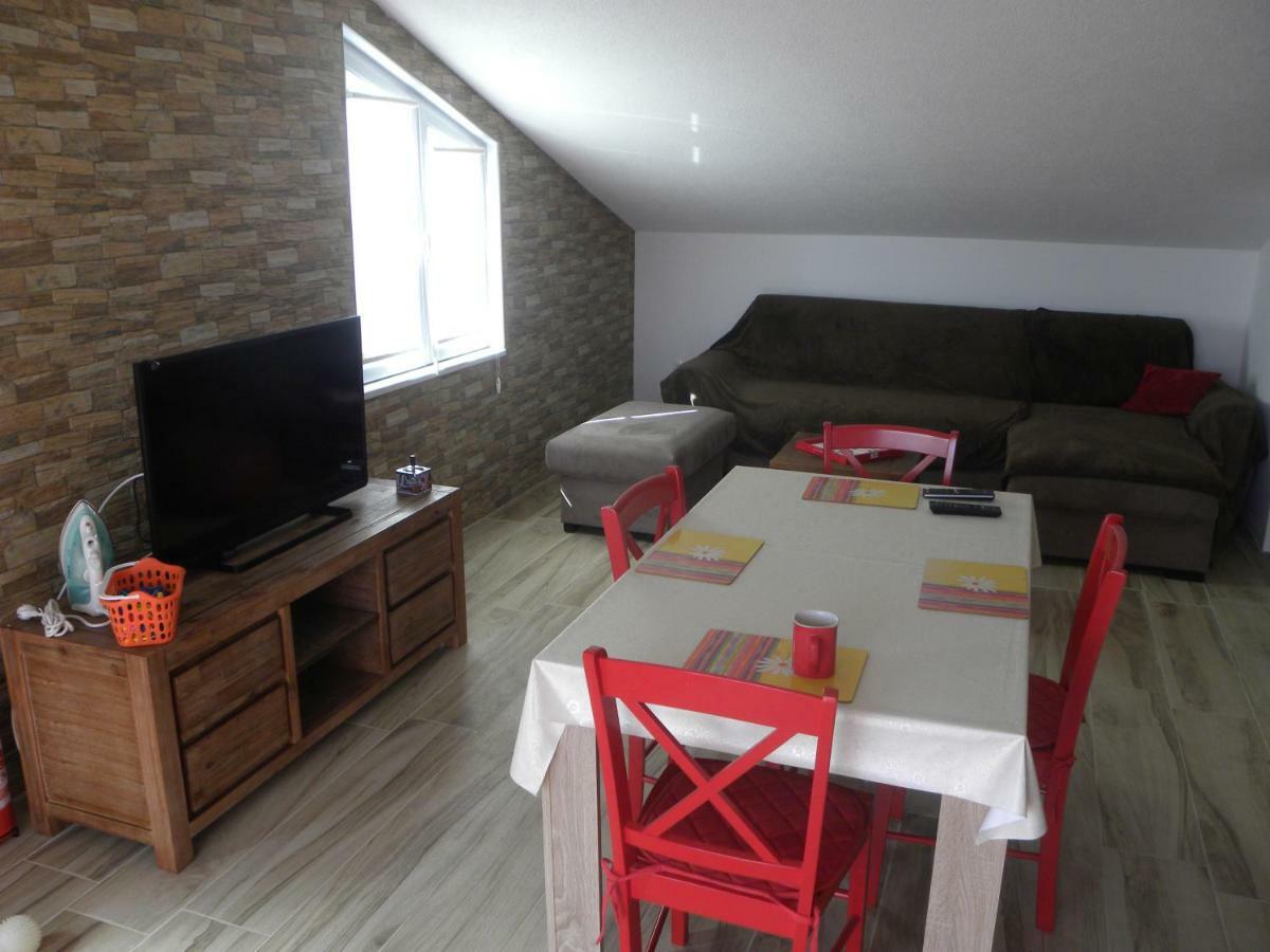 Anka Strman Apartment มาคาร์สกา ภายนอก รูปภาพ